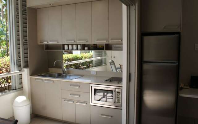 Seascape Holidays - Club Tropical Apts