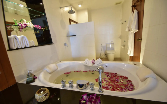 Layalina Hotel