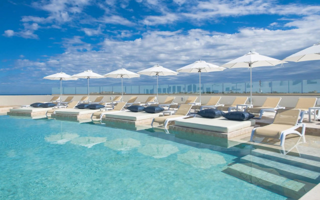 Izla Hotel