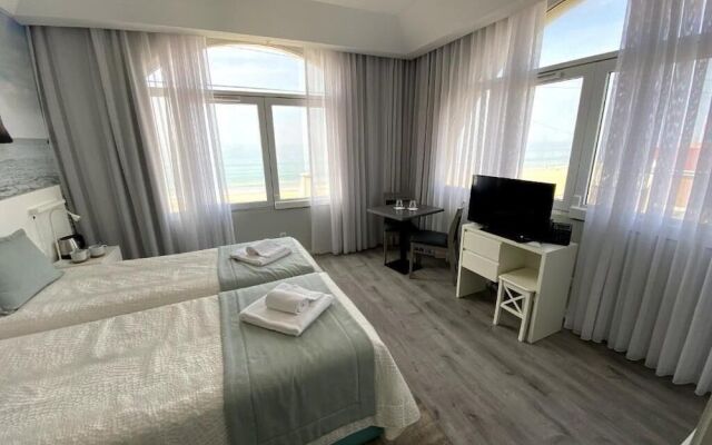 Golden Beach Guest House
