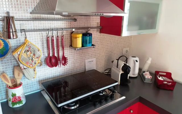Nice Apartment Close Metro C - Mirti