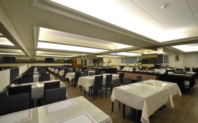 King's Paradise Hotel