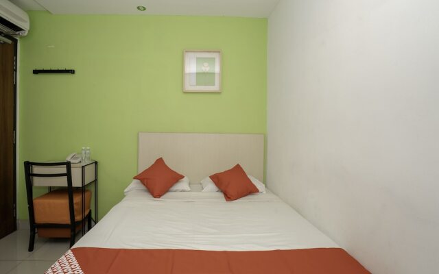 OYO 981 Ant Cave Hotel