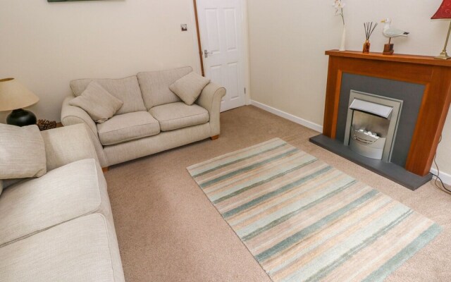 1 Glenvale