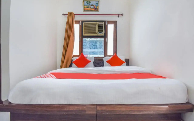 Oyo Flagship 71698 Gangotri Guest House