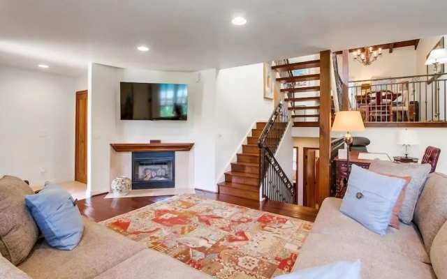 Sbtc161 3 Bedroom Condo