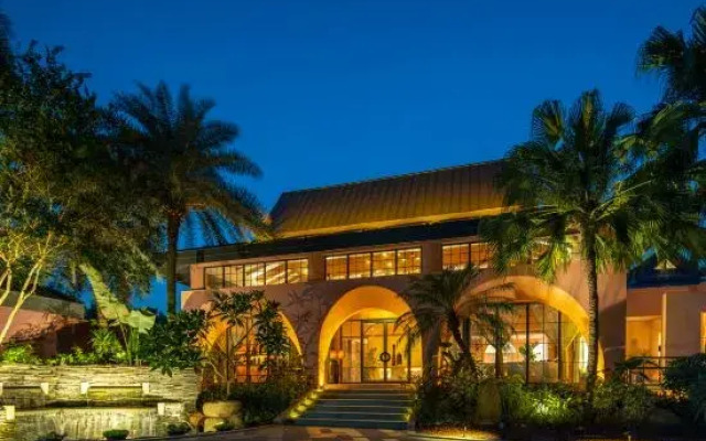 Qingyuan GLX River Hotspring Hotel