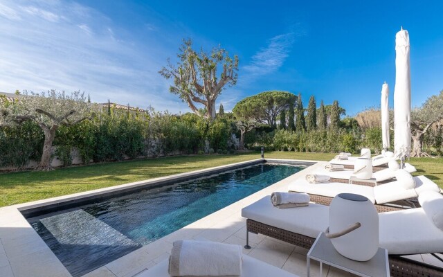 Villa Azalea by The Pearls Collection