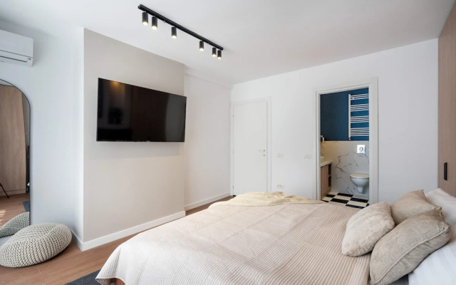Spacious 3BR by Cismigiu Gardens