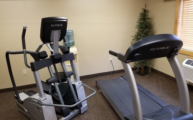 AmericInn Lodge & Suites Oswego