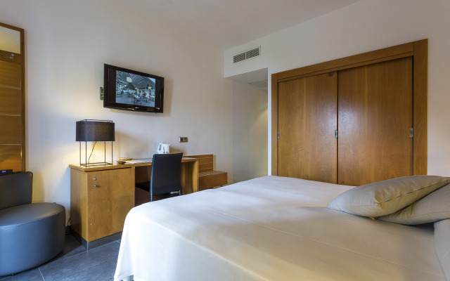Palladium Hotel Cala Llonga - Adults Only