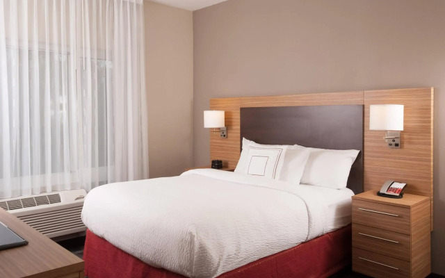 TownePlace Suites Charleston Airport/Convention Center