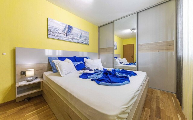 Beautiful Home in Trogir With Jacuzzi, Wifi and 1 Bedrooms