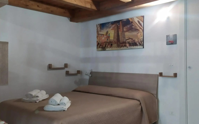 bolognaholidayhome APPARTAMENTO SIGNORINI giardino e posto auto