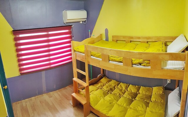 Santiago Guesthouse Seongsan - Hostel
