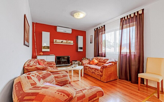 Beautiful Home in Korcula With Wifi and 4 Bedrooms