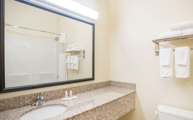 Baymont by Wyndham Savannah South