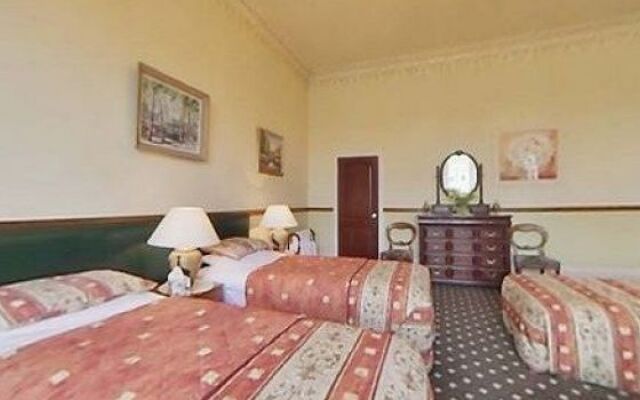 Langley Bank Guest House