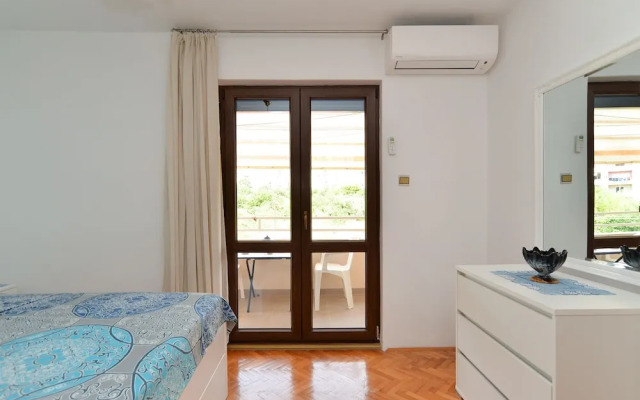Apartment 43