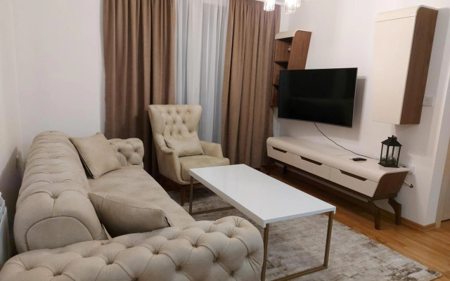 Luxury Apartment IVA II