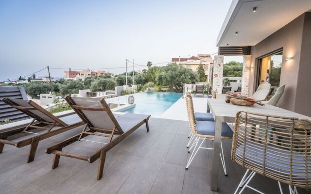 Ariadne Luxury Villa