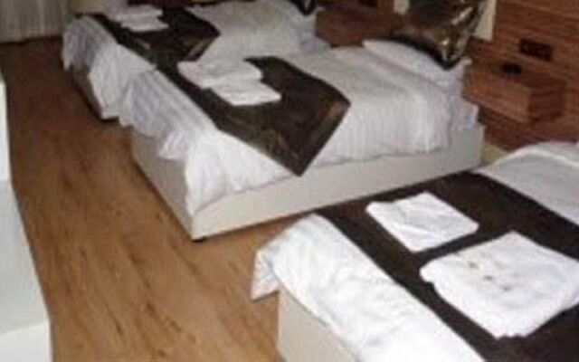 Zafer Hotel