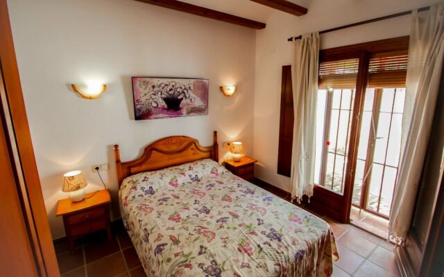 Finca Pere - panoramic hillside holiday house in Benissa