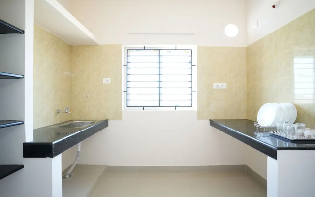 Aishwaryam Service Apartment