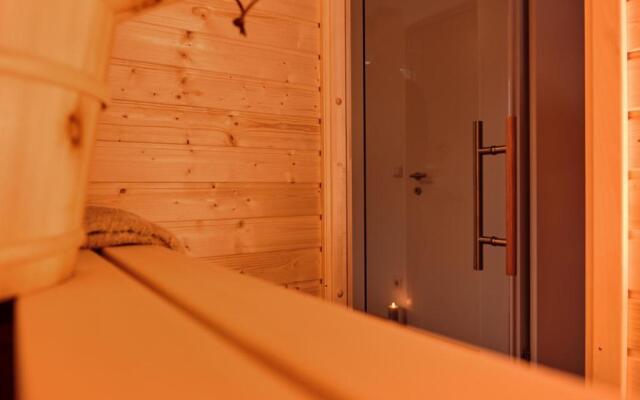 die Tauplitz Lodges - Bergblick Lodge B6 by AA Holiday Homes