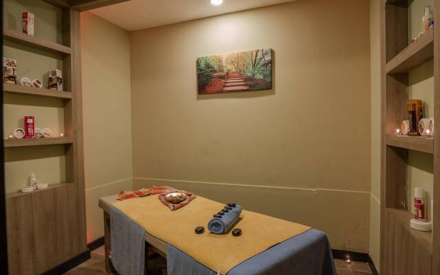 Throne Seagate Belek