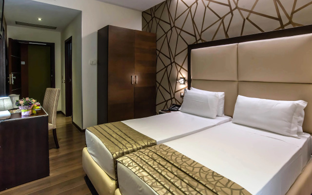 Catone District Hotel
