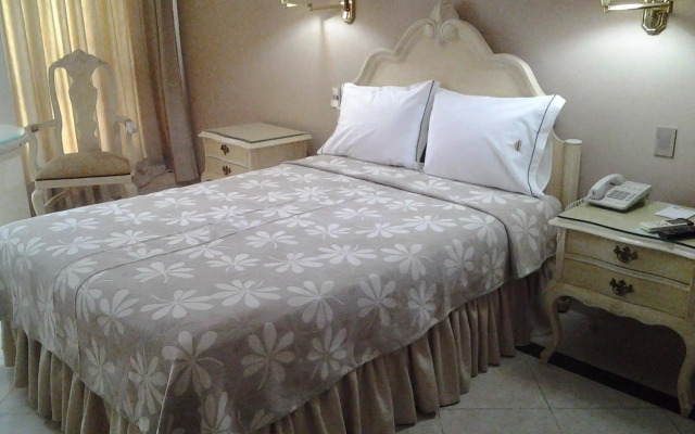 Hotel Canciller