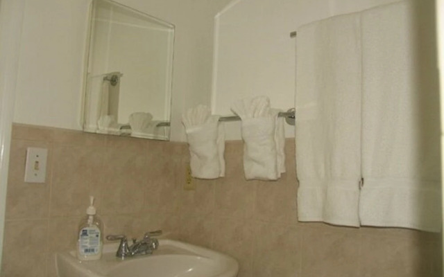 Southold Beach Motel