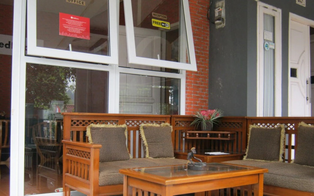 AQILAKOST n CAFE Gadog Puncak