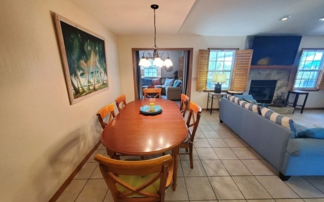 Beach Blossum 3 Bedroom Home
