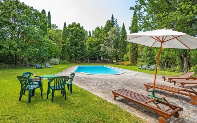 Charming Umbrian Stay for 4 Guests