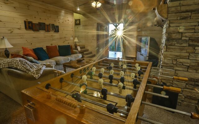 Eagles Breeze Nevaeh Cabin Rentals