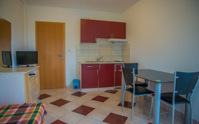 Apartments Nina