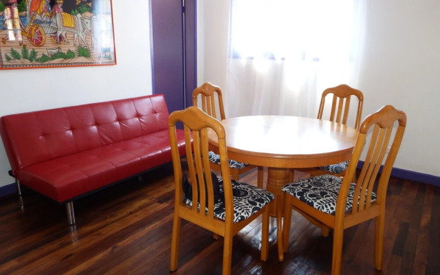 Casa Violeta Limon