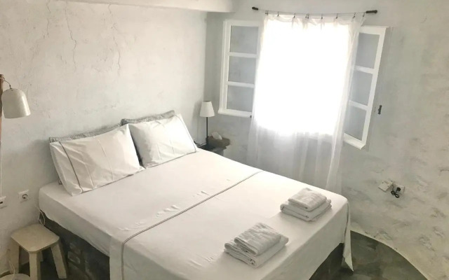 Idyllic Sea Views for 2