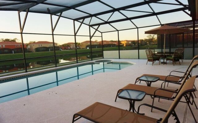 Bella Vida Resort By Cozykey