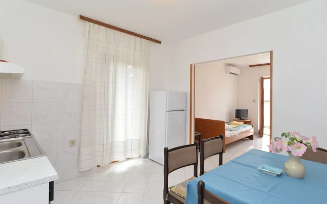 Apartment Josip 828