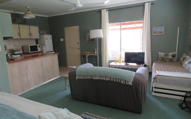 Nightjar Guest Lodge