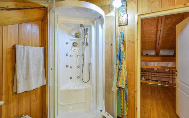 Awesome Apartment in Borno With 4 Bedrooms and Wifi