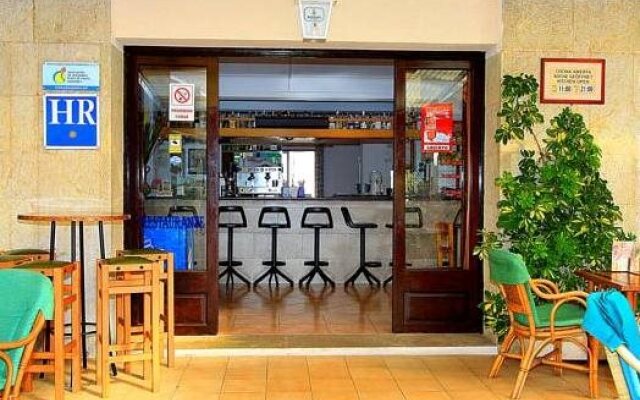 Coral beach house & food