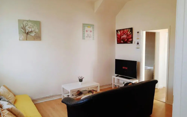 The Windsor Garden Apartment