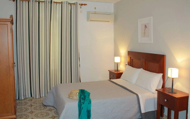 Hotel Toril