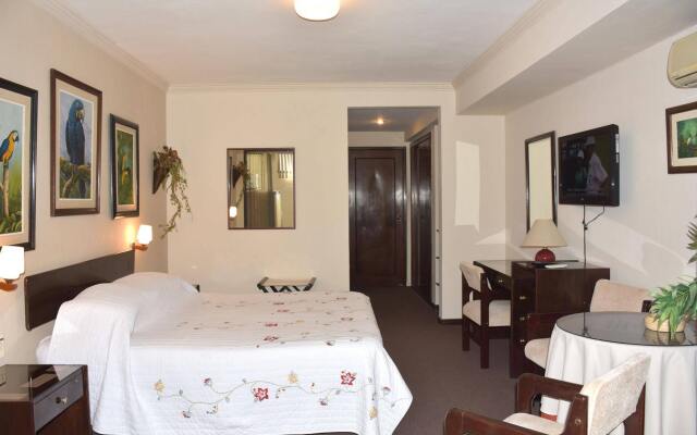 Sirari Suites Hotel