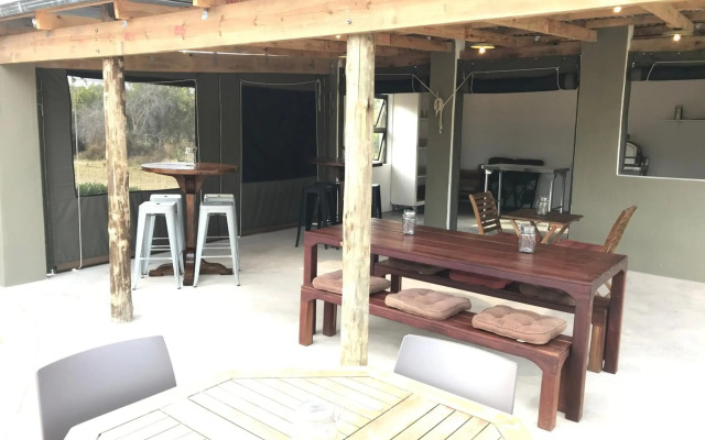 Sunset Lodge & Safaris
