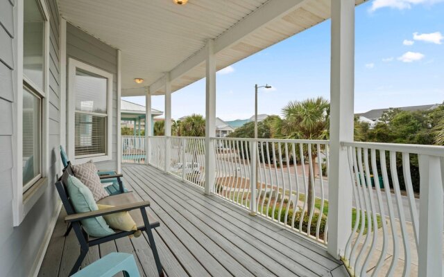 Coastal Fantasea by Destin Getaways